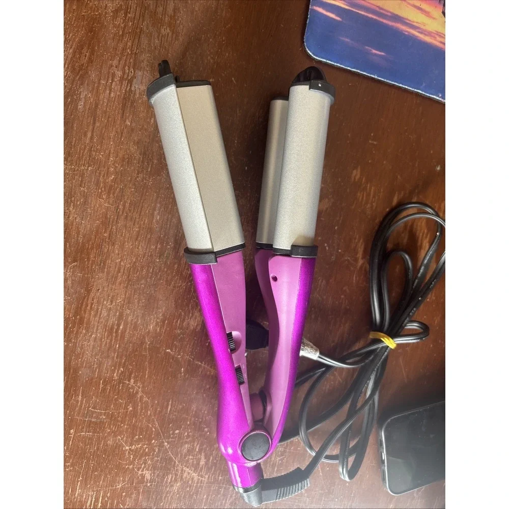 Bed Head Ceramic Swerve And Curve Beach Waves Hot Iron